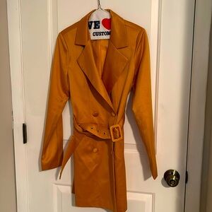 Size 0 gold suit dress !!